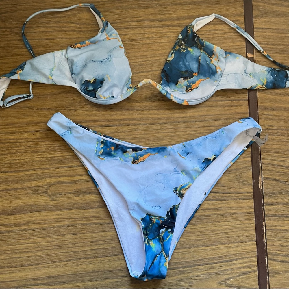 bikini set - size large!